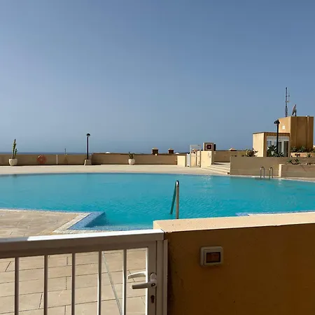 Pool 5m & 5 Min Walk *